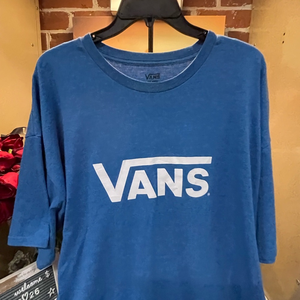 Vans - Picture 2 of 5